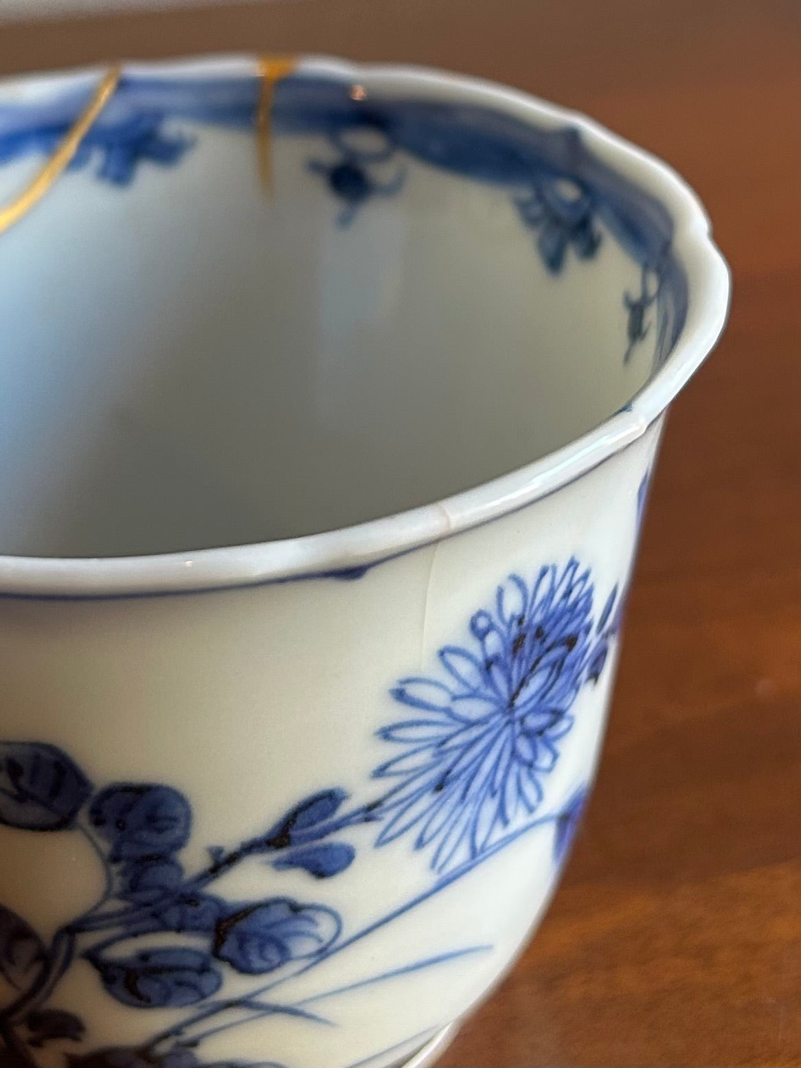 伊万里焼　金継ぎ　輪花　蕎麦猪口