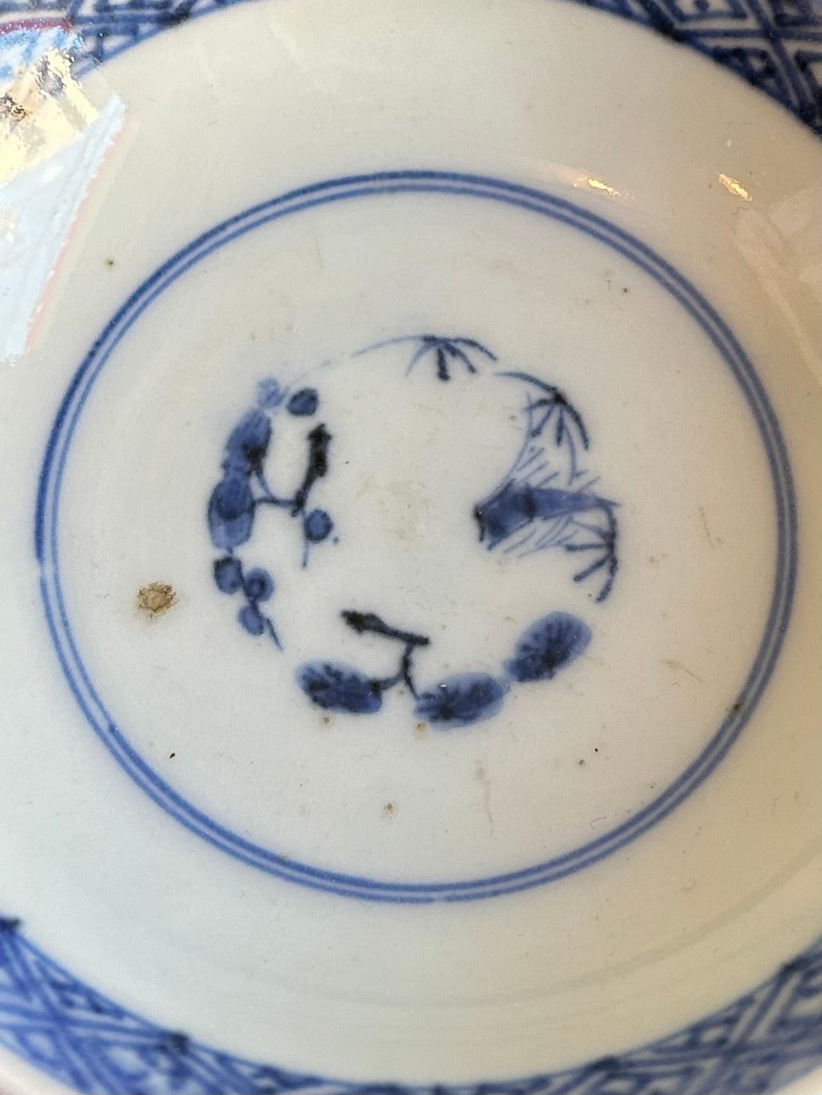 伊万里焼　蓋物茶碗