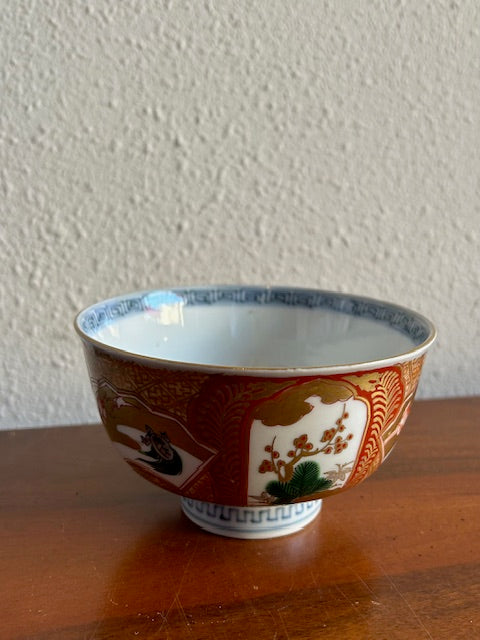 伊万里　錦手　蓋物茶碗