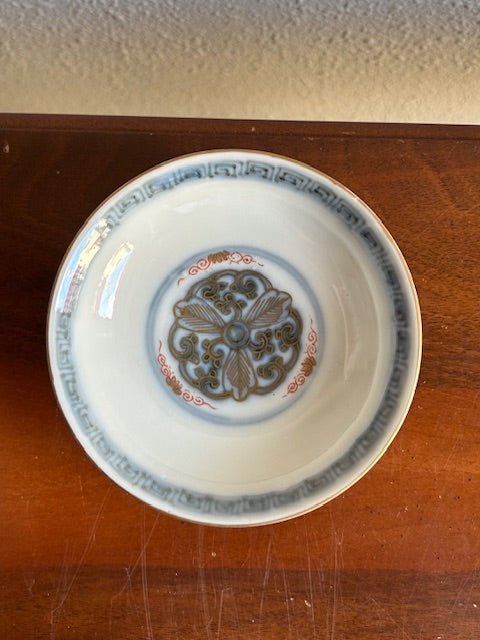 伊万里　錦手　蓋物茶碗