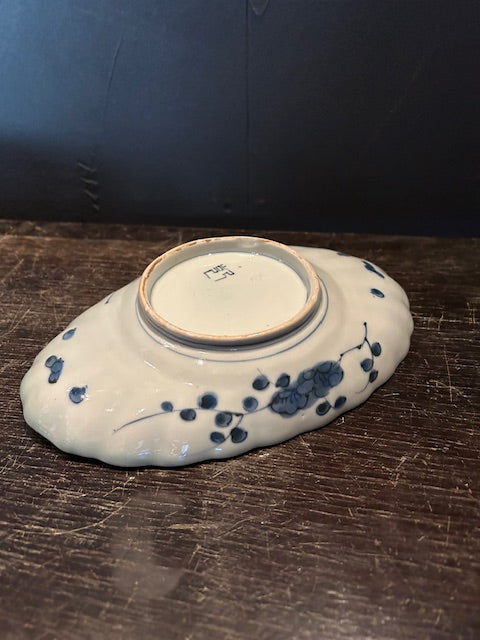 伊万里　輪花変形皿