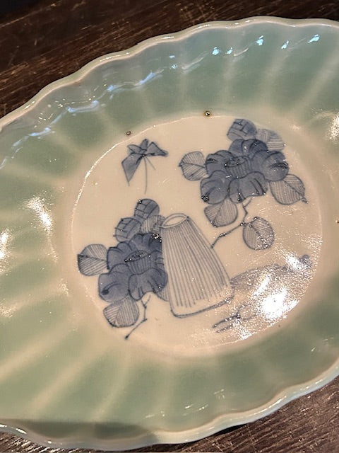 伊万里　輪花変形皿