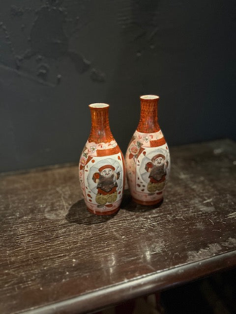 久谷焼　赤絵金彩　徳利