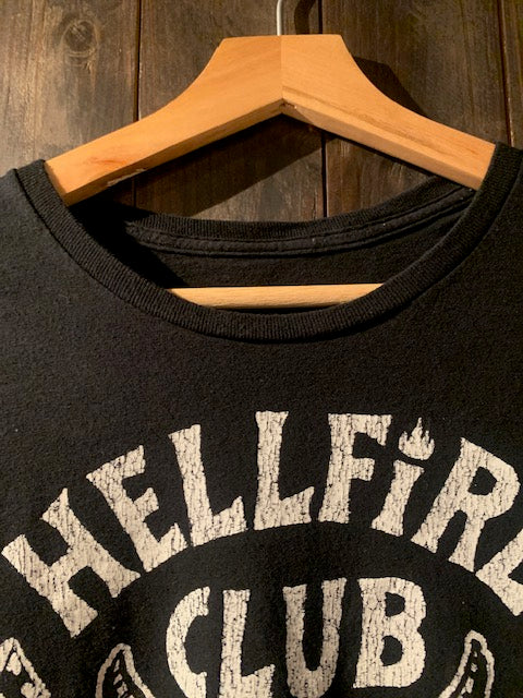 メンズヴィンテージ　Tシャツ 【ストレンジャーシングス / シーズン4 ヘルファイア・クラブ】ブラック