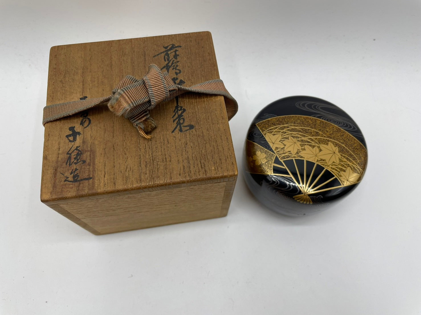 田中宗凌作　曳舟蒔絵　平棗　共箱　幅約8.3㎝　東Y7-0526⭐︎2F 田中宗凌作 曳舟蒔絵 平棗 共箱 幅約8.3㎝ 東Y7-