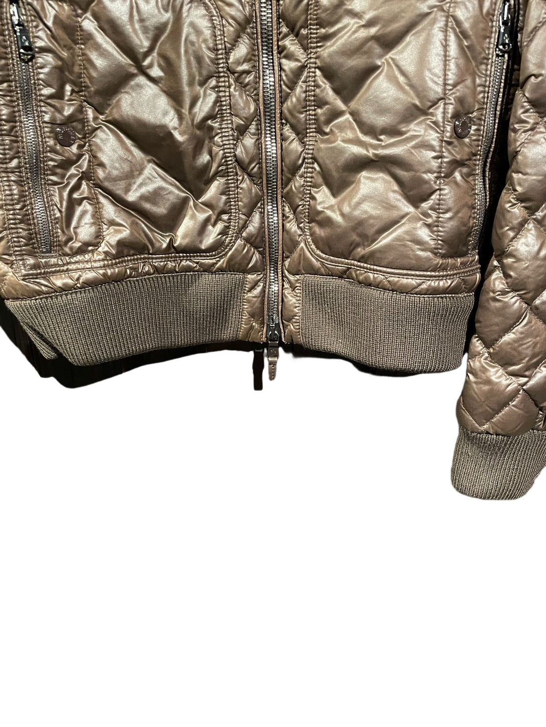 モンクレール LOUVRE キルティング ダウンジャケット